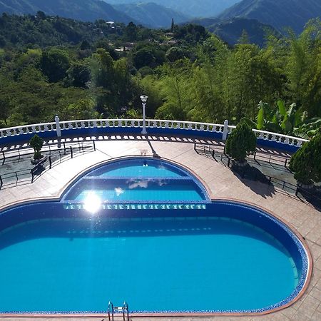 Finca Los Alpes San Jerónimo Exteriör bild